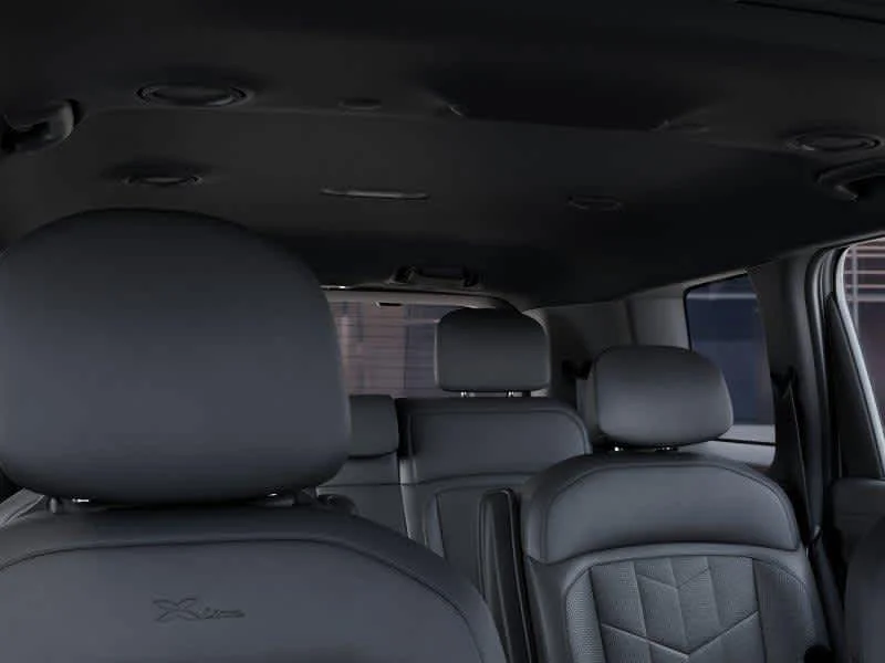 New 2027 Glacial White Pearl Kia X-Line EX image 27