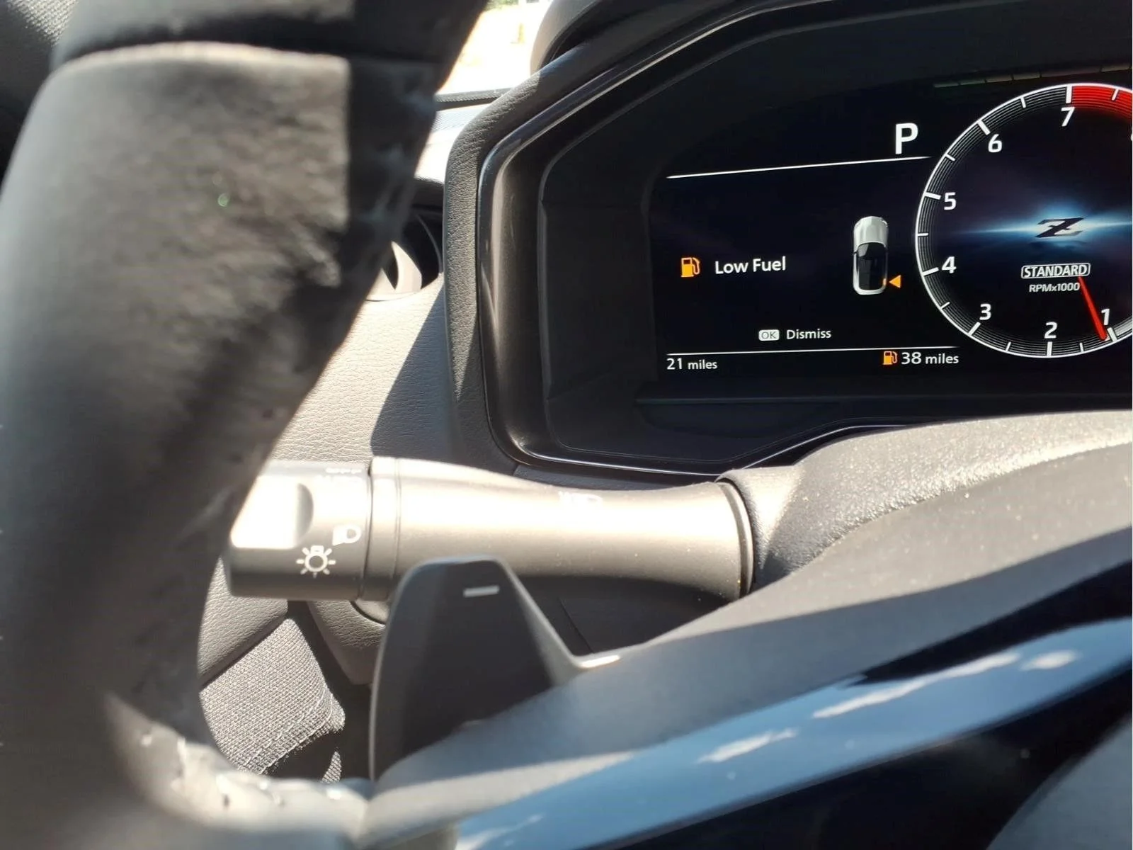 New 2026 Boulder Gray Pearl / Super Black Two-tone Nissan Sport image 14