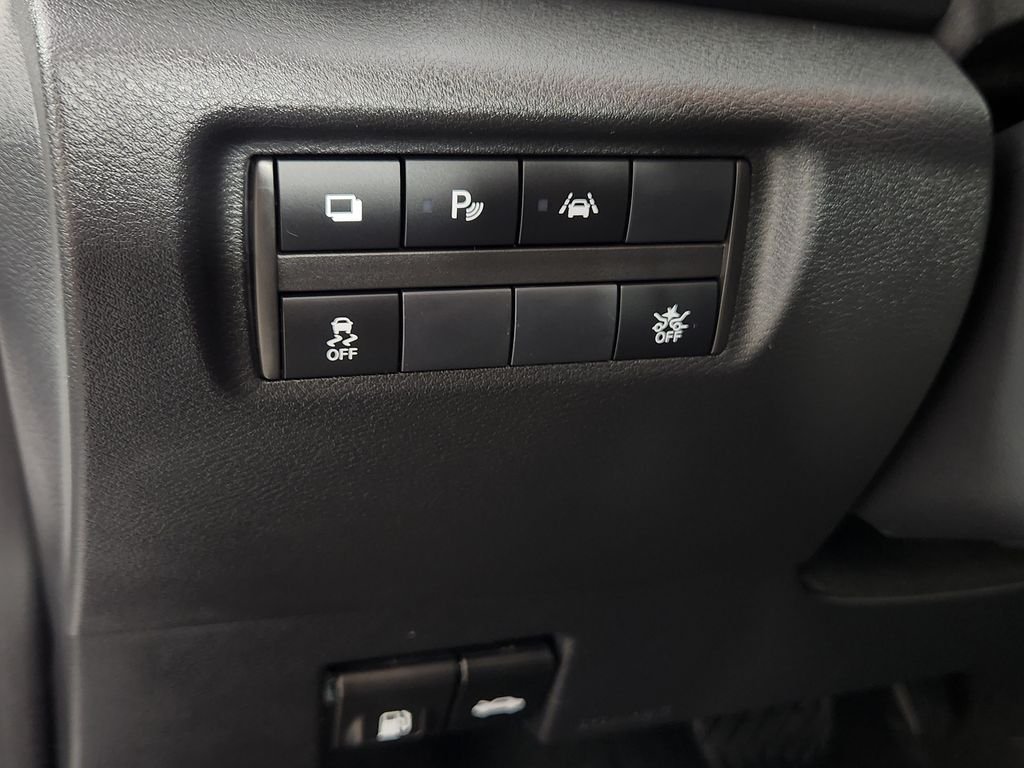 Certified Used 2025 White Nissan 1.6 S image 23