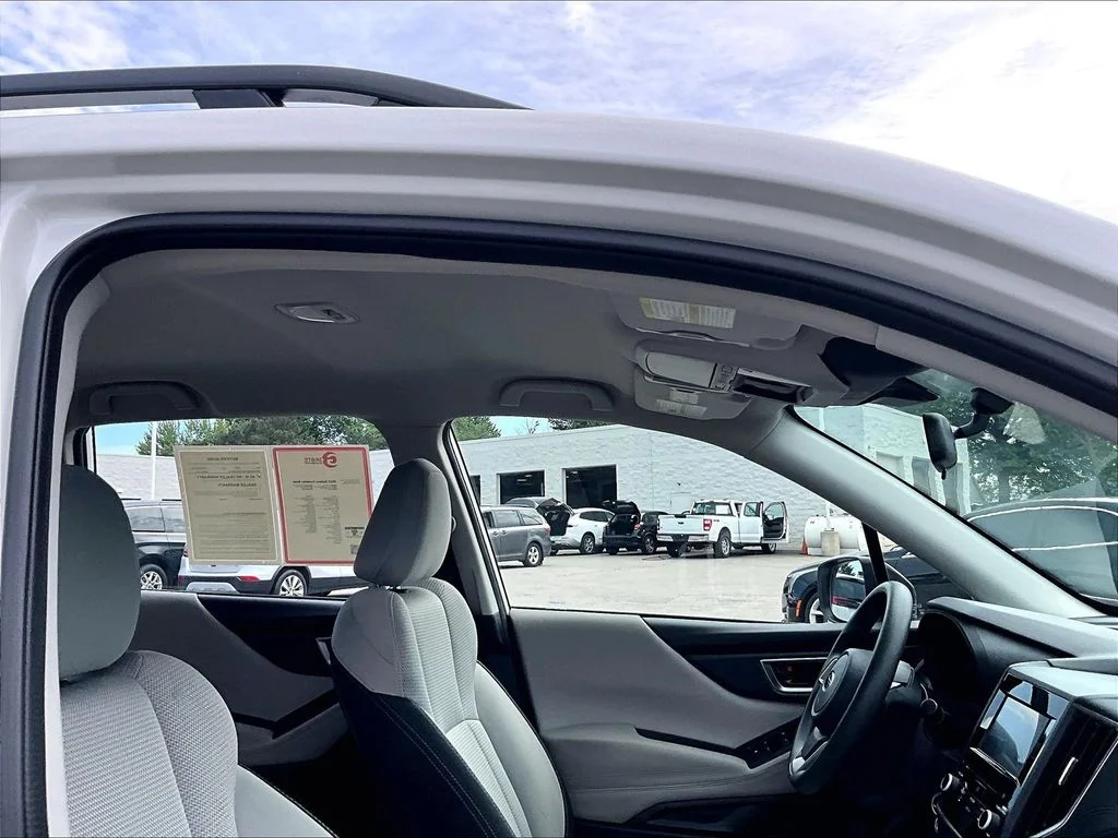 Used 2023 White Subaru Base image 23