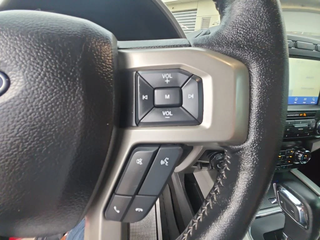 Used 2020 Red Ford Lariat image 19
