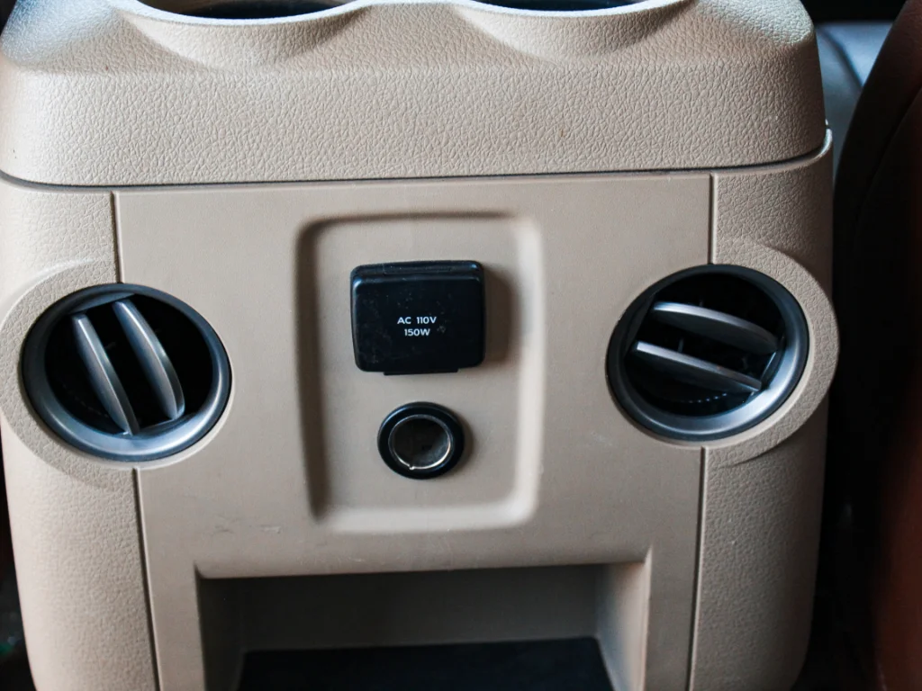 Used 2012 Tuxedo Black Ford King Ranch image 24