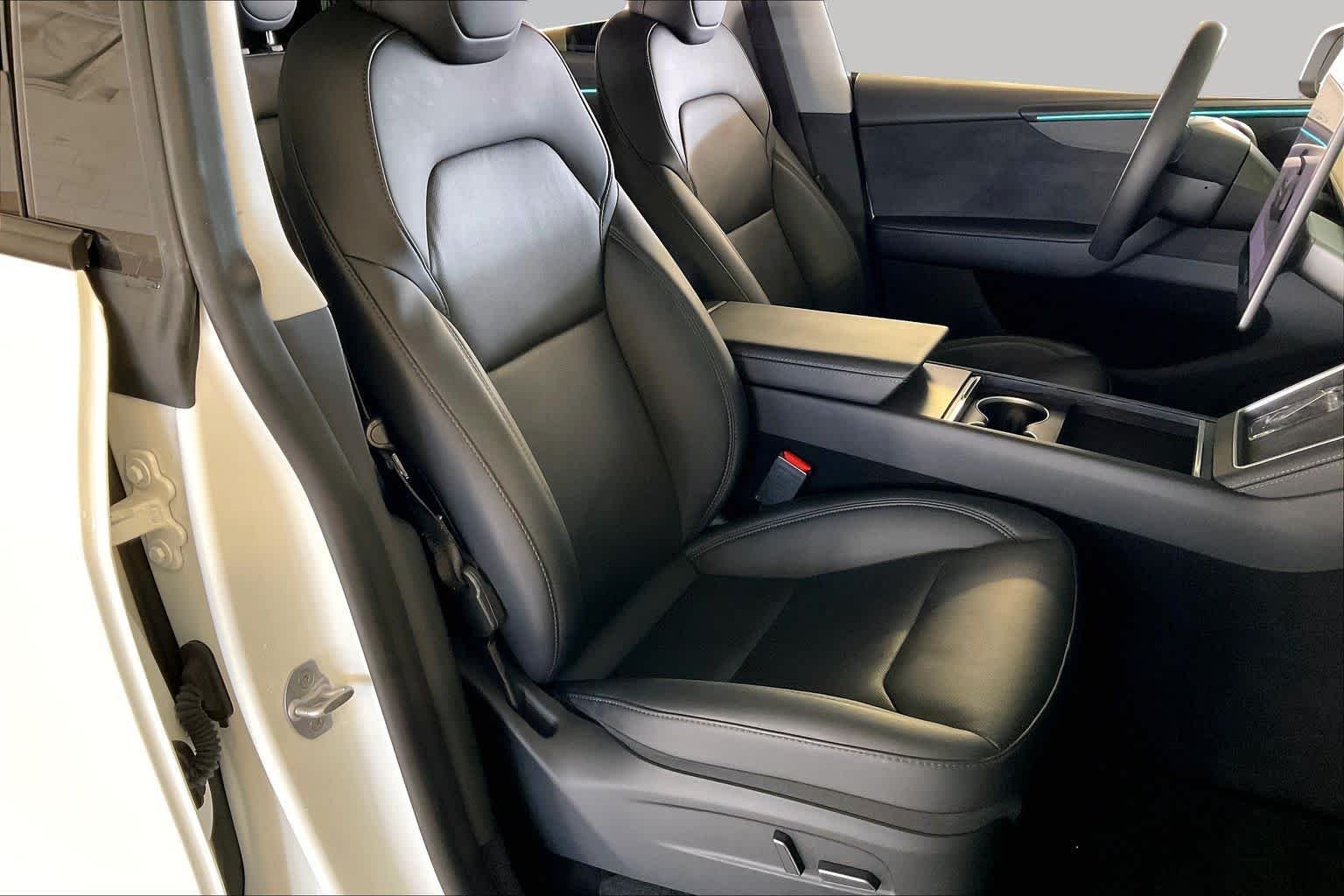 Used 2026 Pearl White Multi-Coat Tesla  image 8