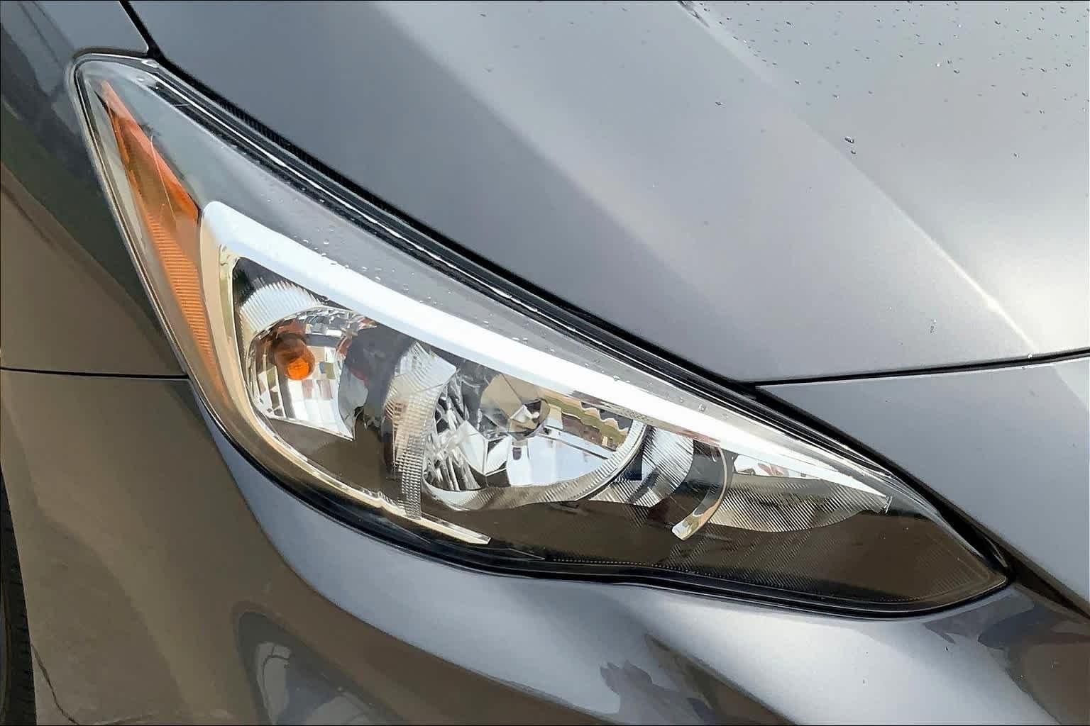 Used 2018 Magnetite Gray Metallic Subaru Premium image 25