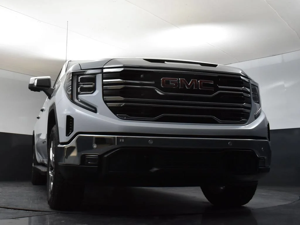 2026 GMC Sierra 1500 SLT - Photo 27