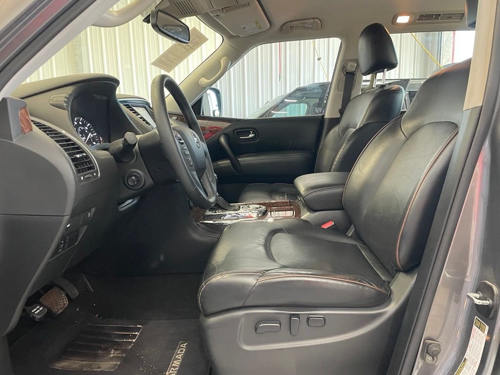 Used 2020 Gray Nissan SL image 10