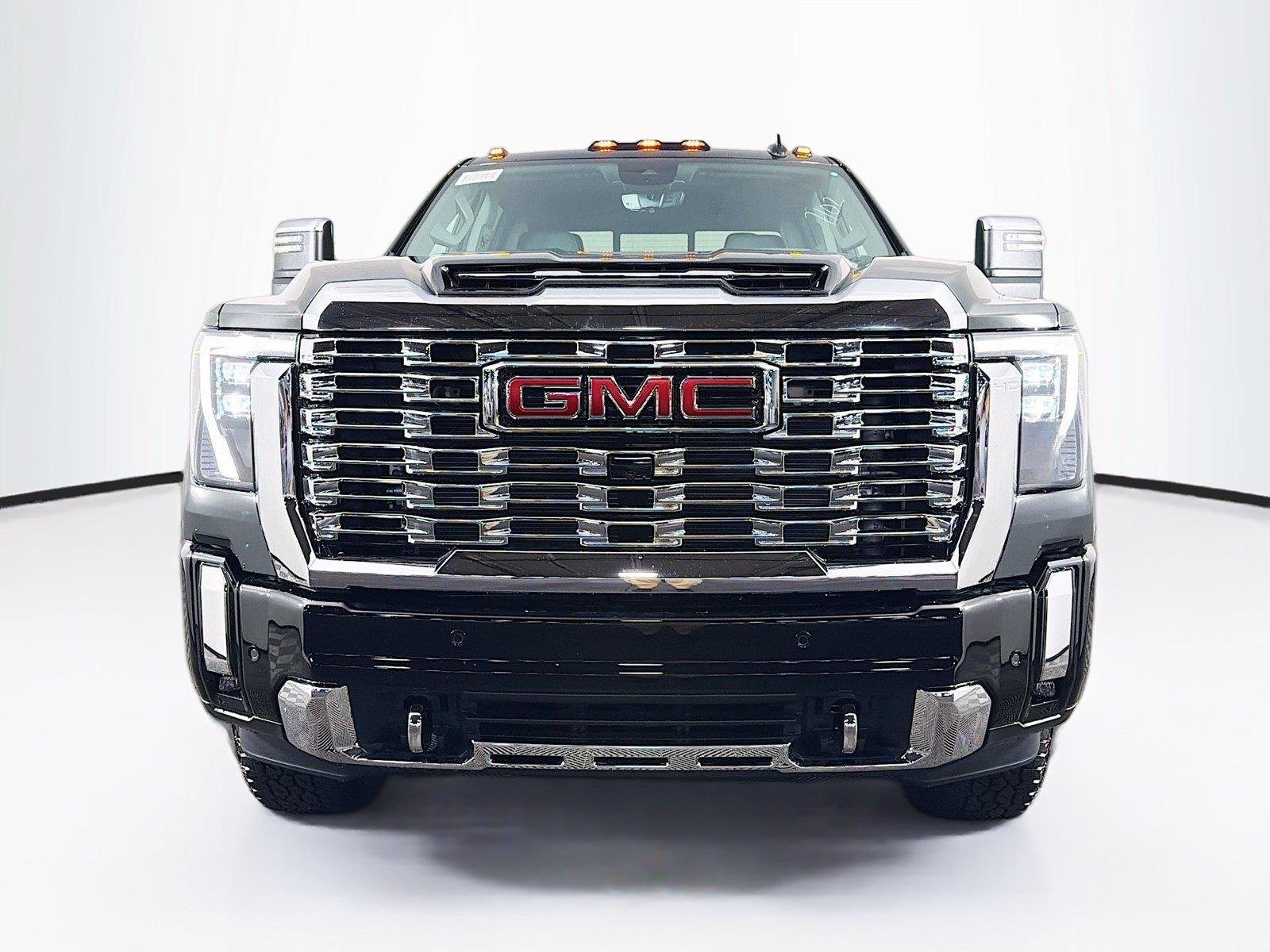 2026 GMC Sierra 2500HD Denali - Photo 6