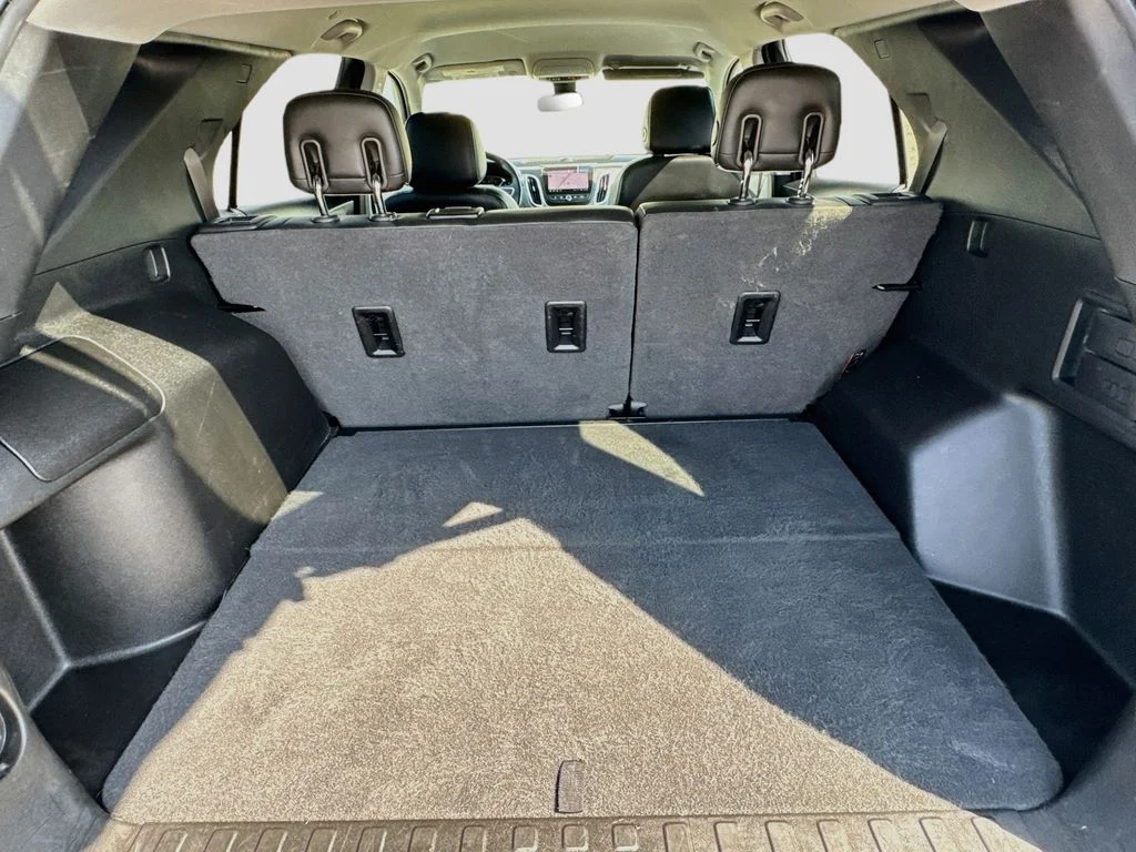 Used 2020 Blue Chevrolet Premier image 32