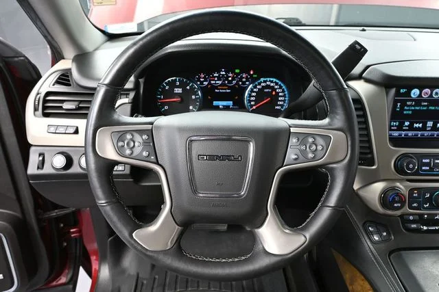 Used 2017 Red GMC Denali image 33