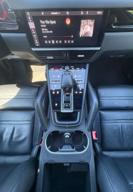 Used 2019 Black Porsche Base image 42