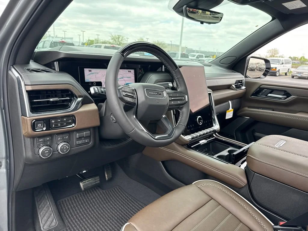 2026 GMC Yukon XL Denali Ultimate - Photo 19