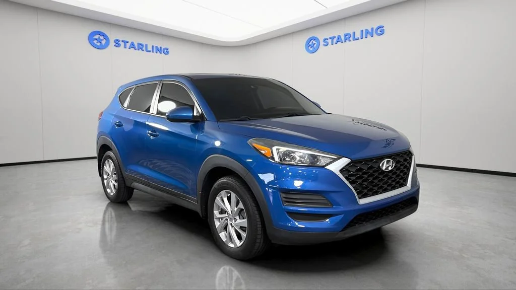 Used 2019 Blue Hyundai SE image 14