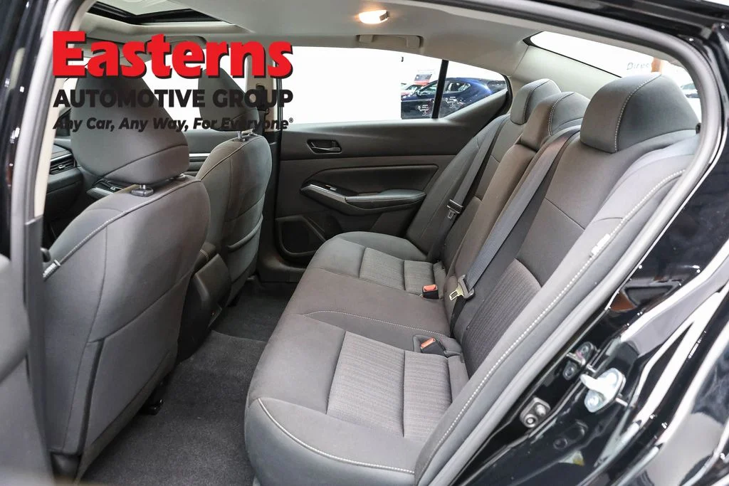 Used 2023 Black Nissan 2.5 SV image 21