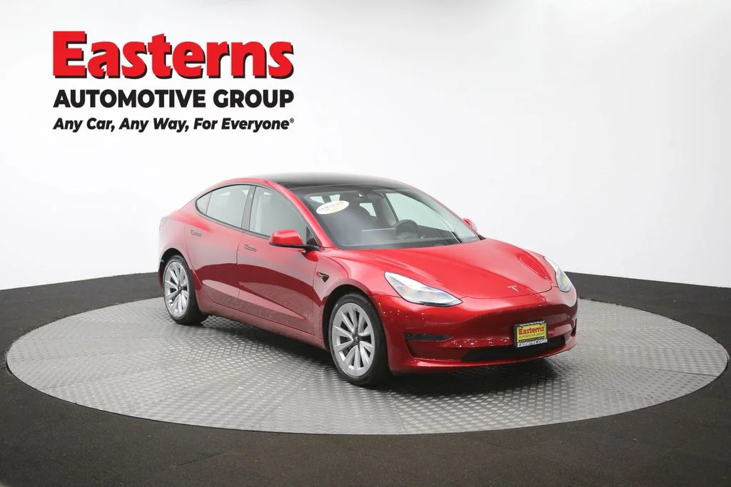 Used 2021 Red Tesla Standard Range Plus image 43
