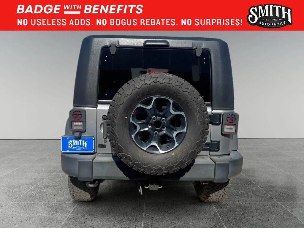 Used 2017 Billet Silver Metallic Clearcoat Jeep Sport image 7