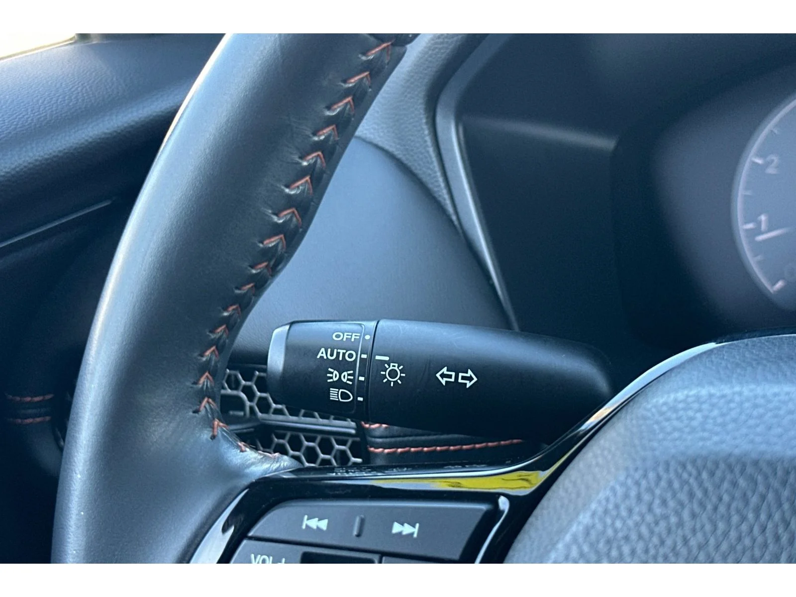 Used 2024 Crystal Black Pearl Honda Sport image 38