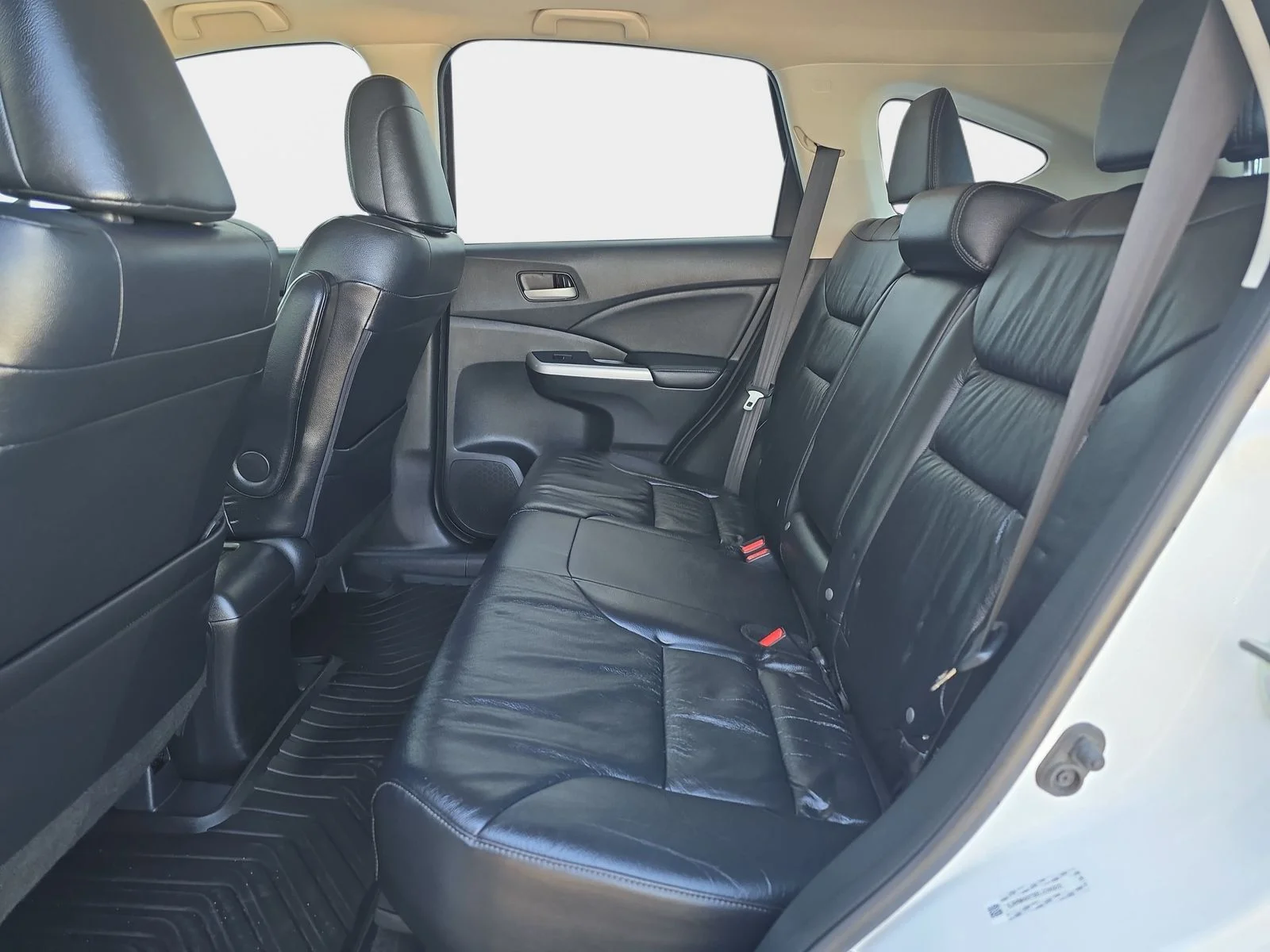 Used 2014 White Diamond Pearl Honda EX-L image 16