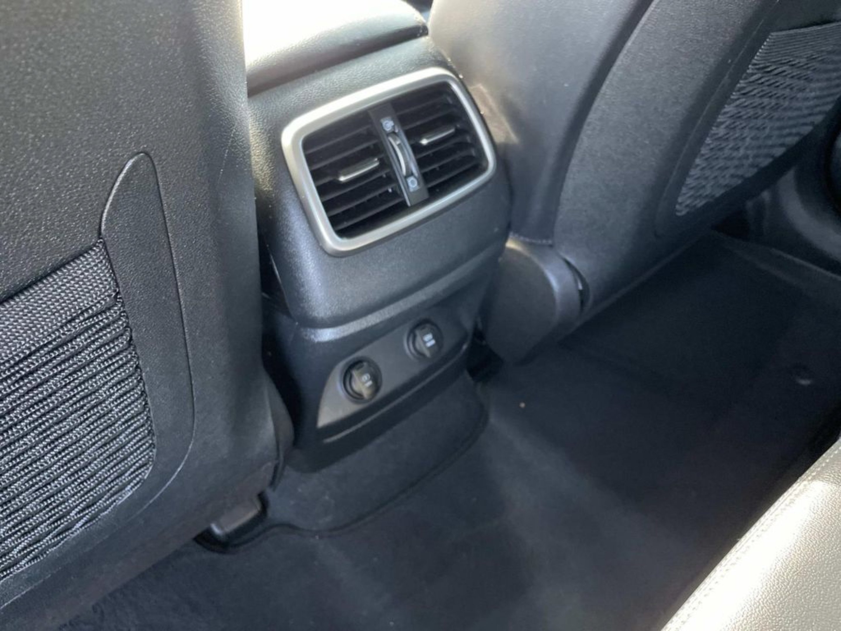 Used 2020 Silver Kia EX image 10