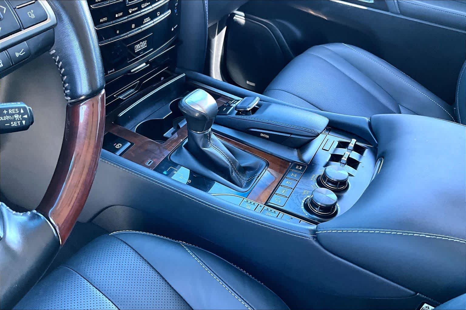 Used 2021 Black Onyx Lexus  image 17