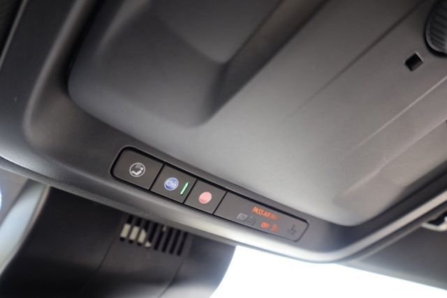 Used 2025 Black Chevrolet Z71 image 29