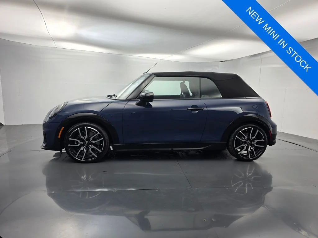 New 2026 Blue MINI Iconic image 8