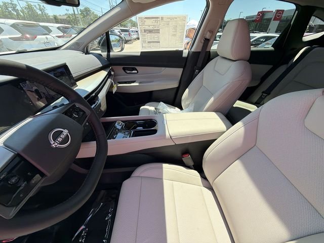New 2026 Everest White Pearl TriCoat Nissan SL image 17