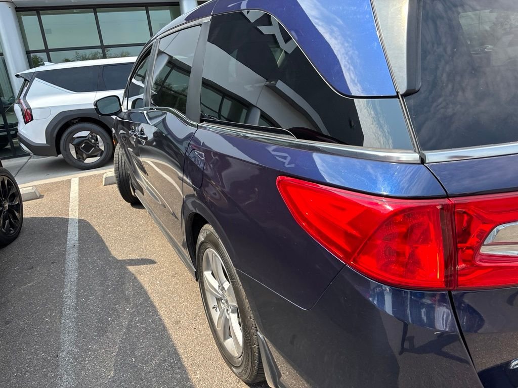 Used 2019  Honda EX image 21