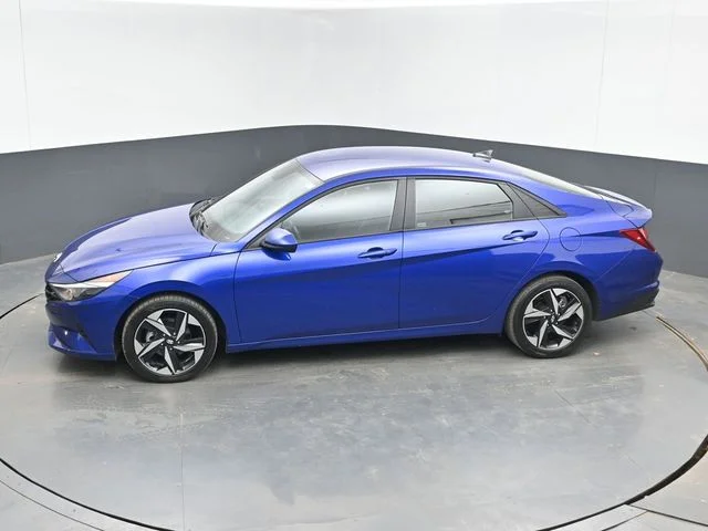 Used 2023 Blue Hyundai SEL image 21