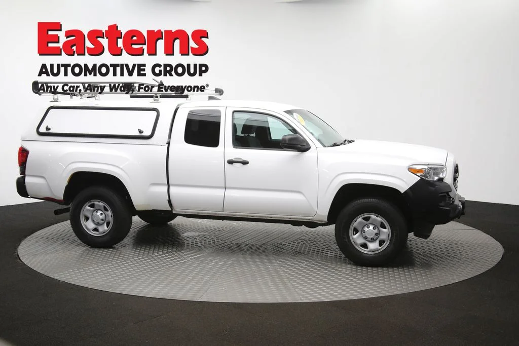 Used 2019 White Toyota SR image 44