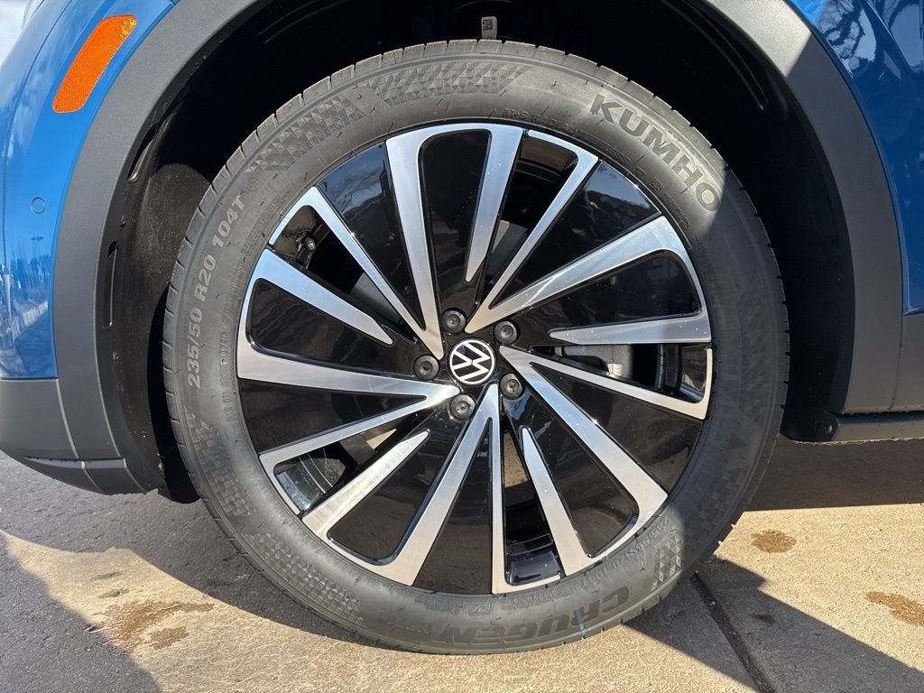 New 2026 Mountain Lake Blue Metallic Volkswagen Pro image 27