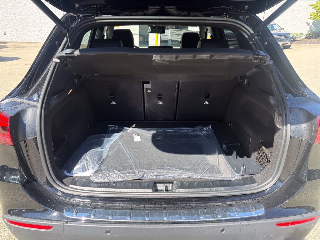 New 2026 Night Black Mercedes-Benz GLA 250 image 26