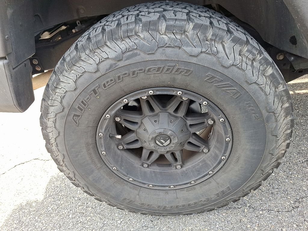 Used 2015 Black Jeep Unlimited Sport image 7