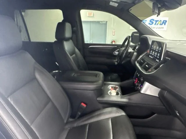 Used 2021 White Chevrolet Z71 image 23