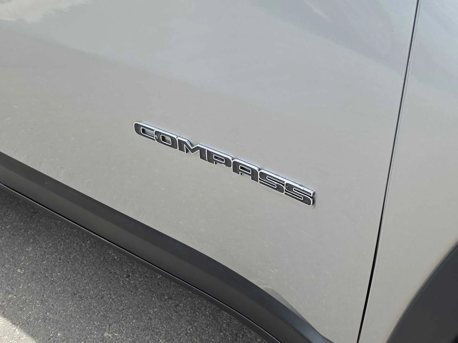 Used 2019 Billet Silver Metallic Clearcoat Jeep Limited image 11