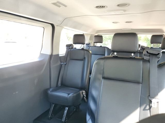 2020 Ford Transit Passenger Van XL - Photo 21