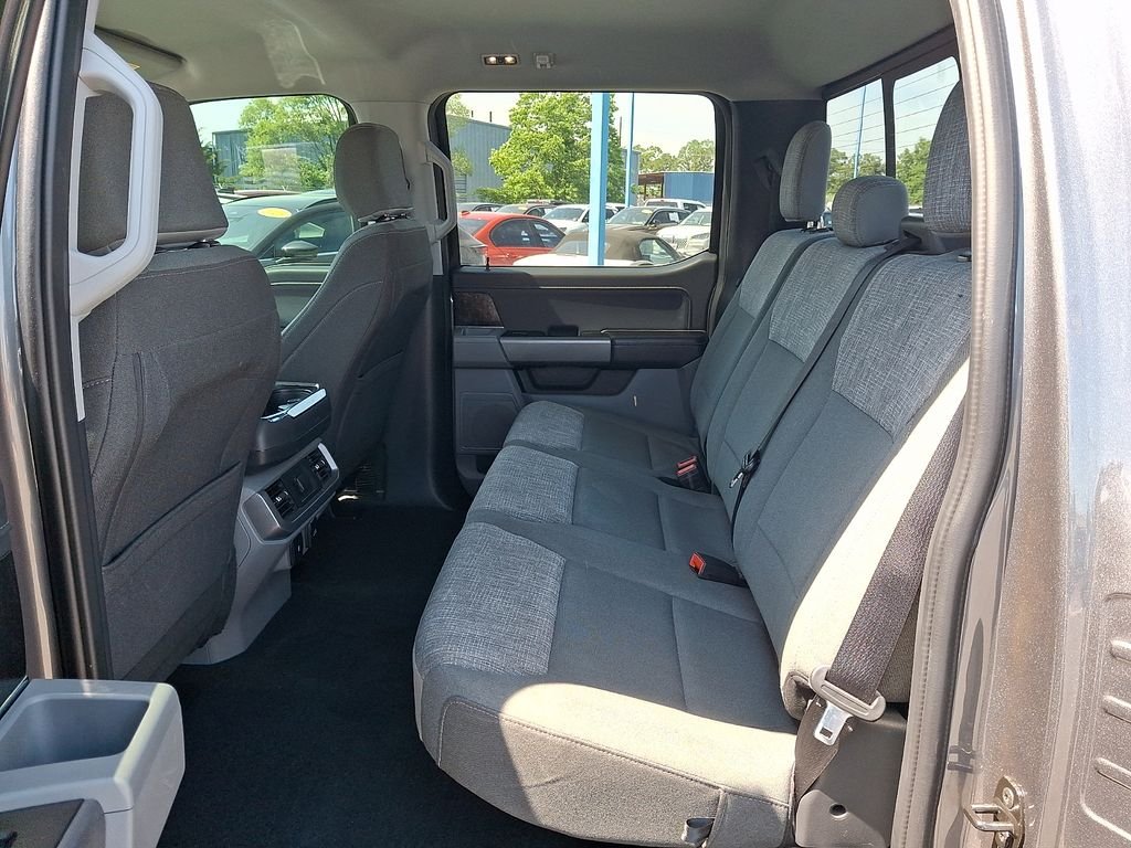 Used 2023 Gray Ford XLT image 10