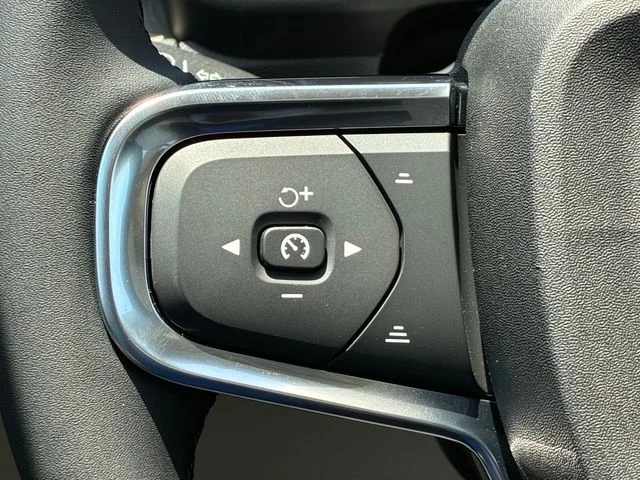 New 2026 Vapour Grey Volvo Plus image 11