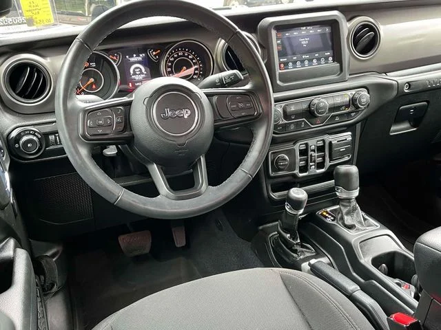 Certified Used 2022 Black Clearcoat Jeep Unlimited Sport S image 14