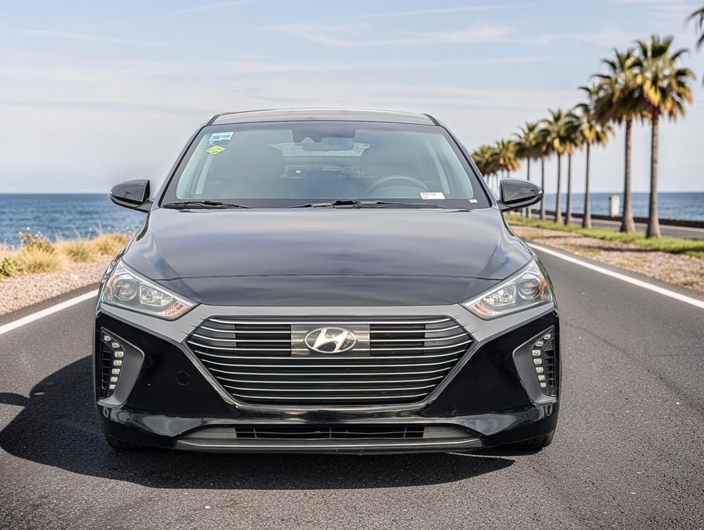 2017 Hyundai Ioniq SEL - Photo 3