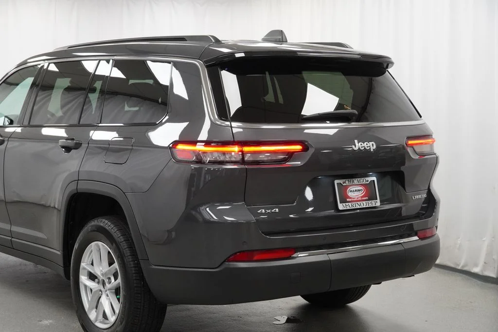 Used 2025 Gray Jeep Laredo image 26