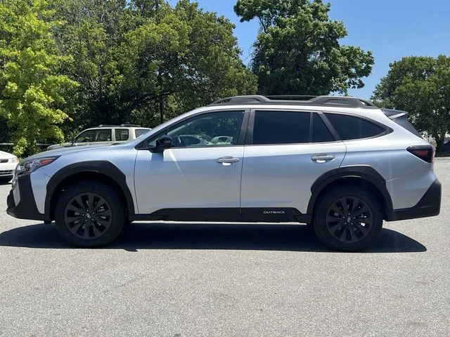 Used 2025 Silver Subaru Onyx Edition image 25