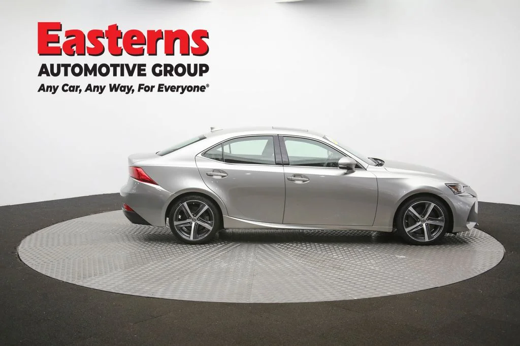 Used 2019 Silver Lexus 300 image 47