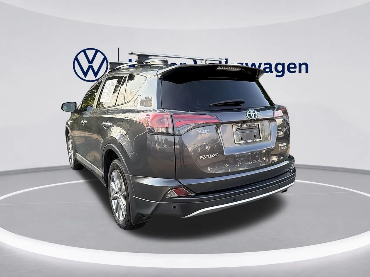 Used 2016 Gray Toyota Limited image 3