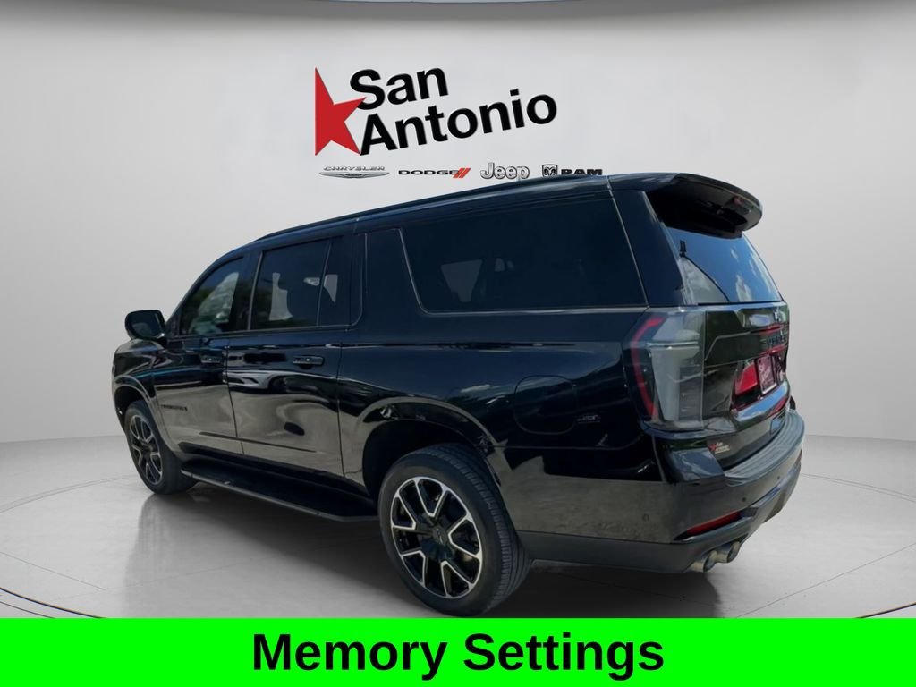 Used 2025 Black Chevrolet RST image 10