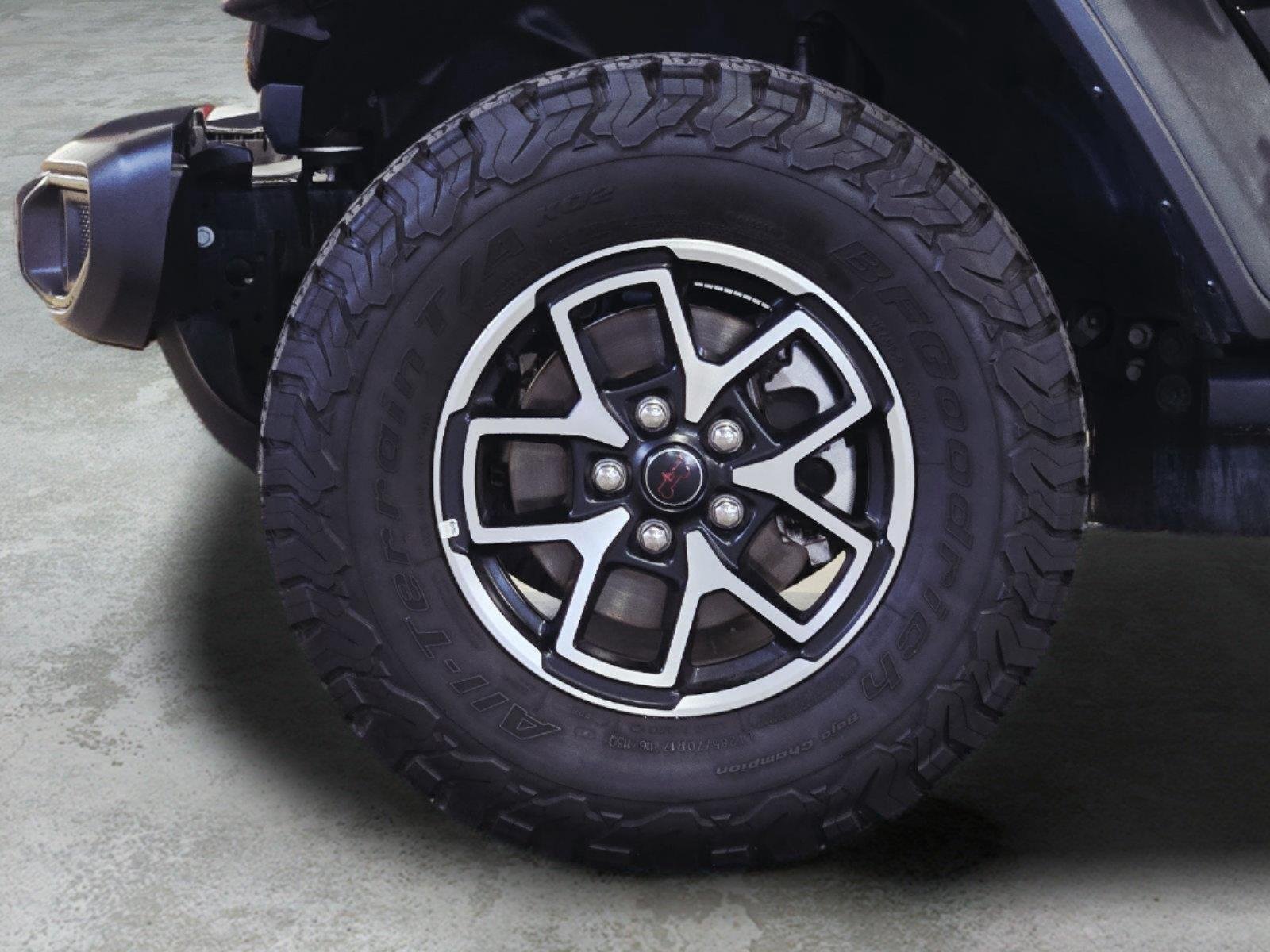 Used 2026 Black Clearcoat Jeep Rubicon image 57