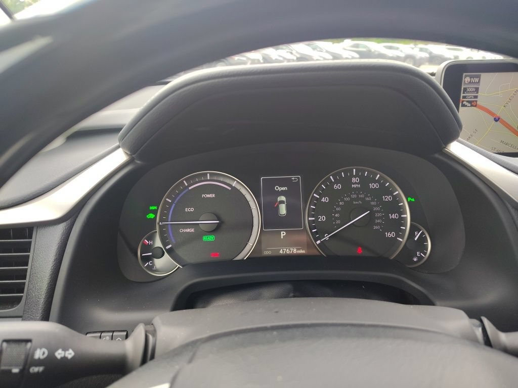 Used 2019 Atomic Silver Lexus 450h image 12
