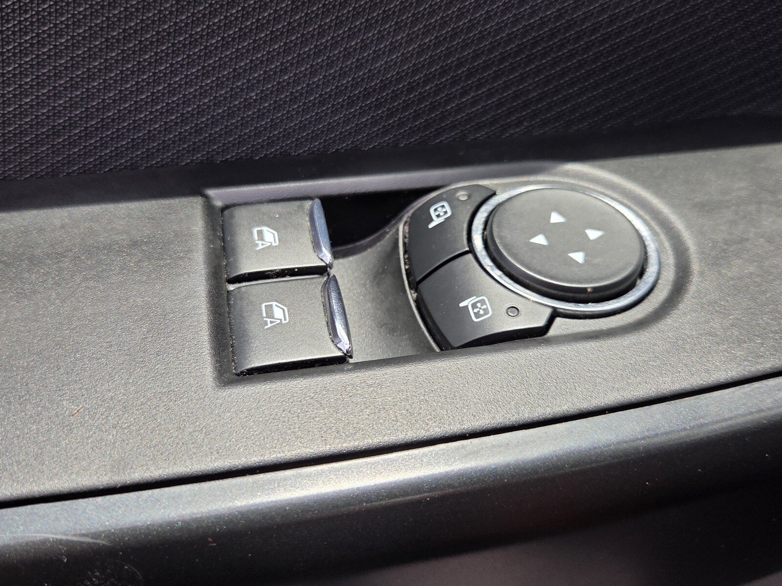 Used 2023 Blue Metallic Ford XL image 11