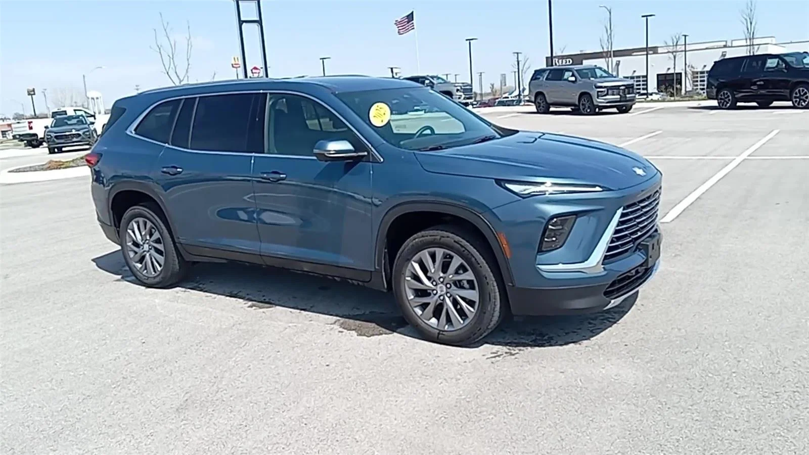 Used 2025 Buick Enclave Preferred with VIN 5GAEVARS8SJ253499 for sale in Kansas City