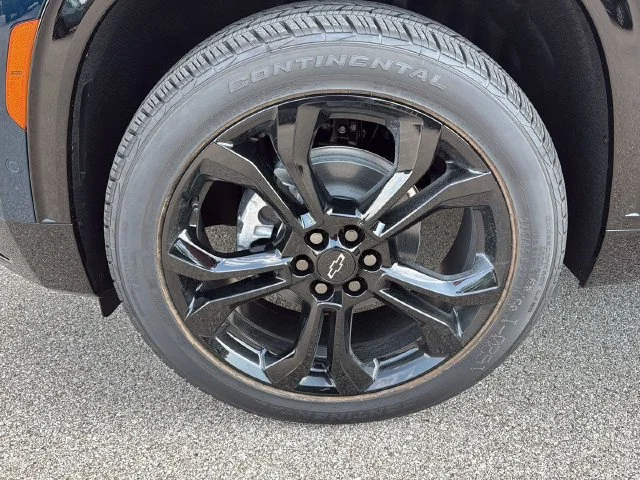 2027 Chevrolet Traverse RS - Photo 19