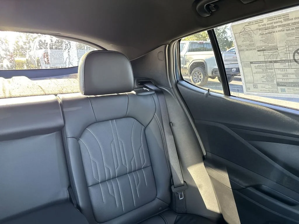 New 2026 Ocean Blue Metallic Buick Avenir image 16